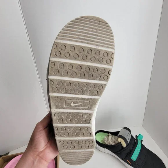 Nike Offline Black Menta Men's Size 9.5
